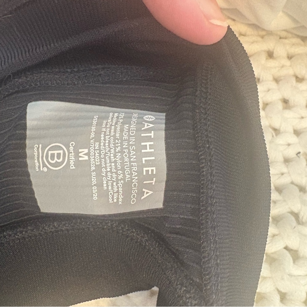 Athleta Ribbed Tank - Picture 2 of 3